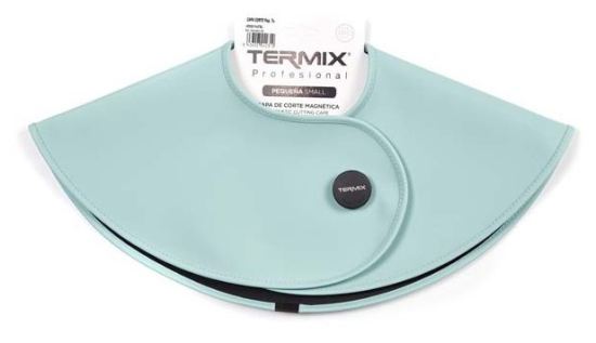 Pastelgroene groot uitgesneden cape